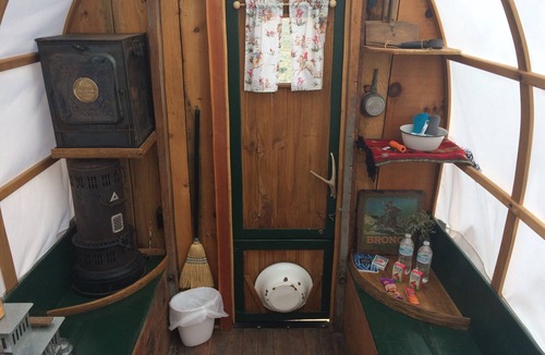 Page RV Rental | Unique Glamping! Near Horseshoe, Antelope Canyon, Lake Powell, Grand Canyon.'