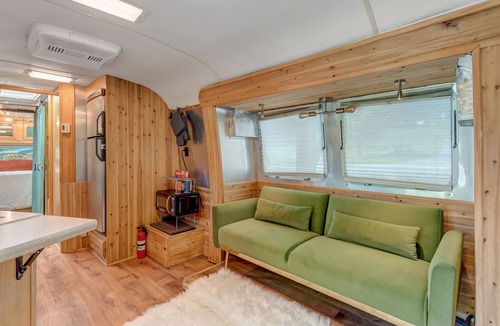 Springfield House | Unique Luxury Glamping on 10 Acres at Monarch Ranch