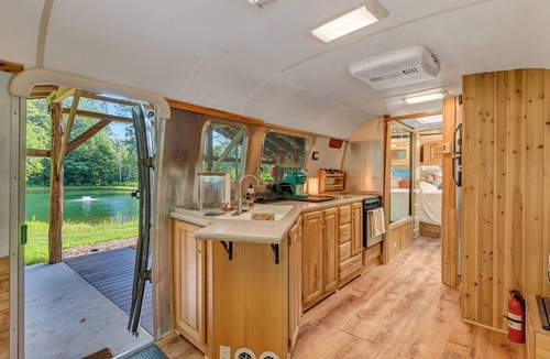 Springfield House | Unique Luxury Glamping on 10 Acres at Monarch Ranch