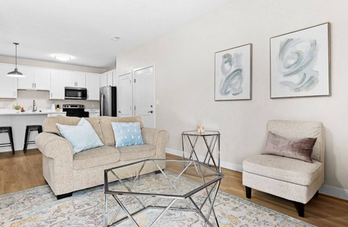 Orange Prairie Apartment | Unit 202 at Summershade