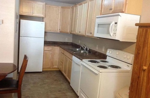 Harvey Apartment | Unit 5: Cozy Studio Microhotel with full kitchen