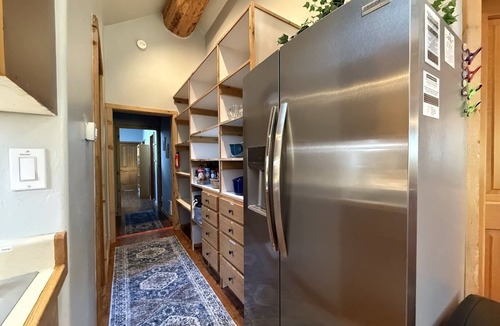 Bellevue House | Unwind at Lookout Retreat - Your Mountain Escape near Sun Valley
