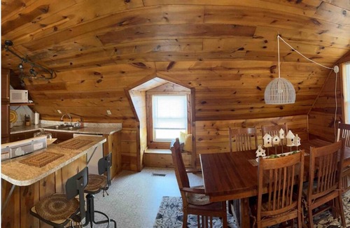 Pierceville House | Unwind Haven