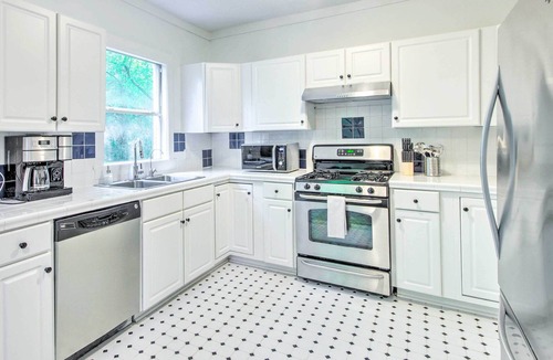 Greater Belhaven House | Updated Central Jackson Home < 2 Mi to Dtwn!