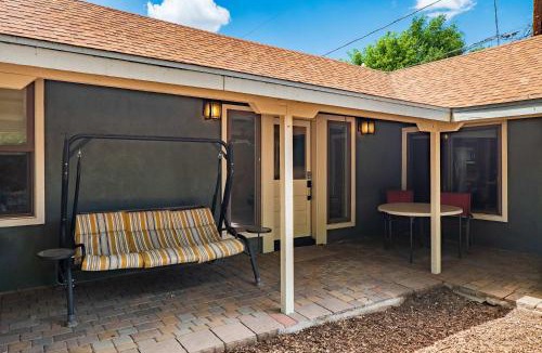 Southside House | Updated Downtown home next to NAU