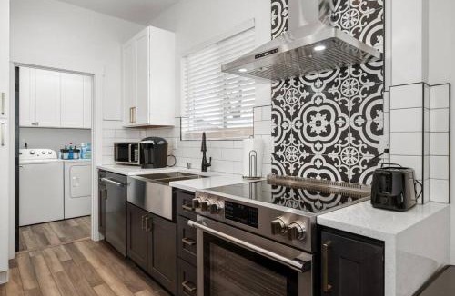 Spokane House | Updated Family Friendly Hillyard Gem NEW HOT TUB!