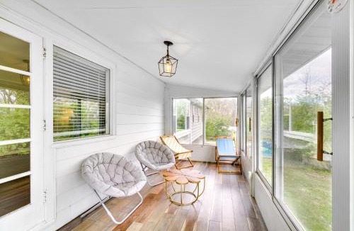 Oak Ridge House | Updated Home: Central Oak Ridge Location