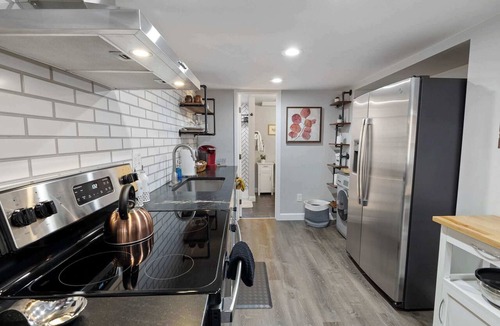 Barths Apartment | Updated Loft in a Convenient Area!