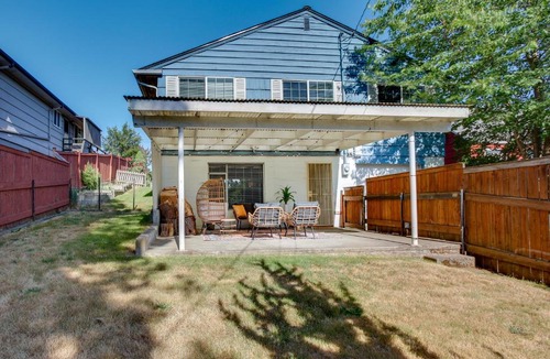 Central Tacoma House | Updated Tacoma Home with Fire Pit!