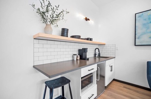 West Central Apartment | Uprise Bridgewater Lofts