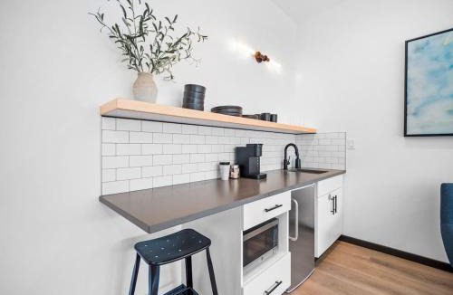 West Central Apartment | Uprise Bridgewater Lofts