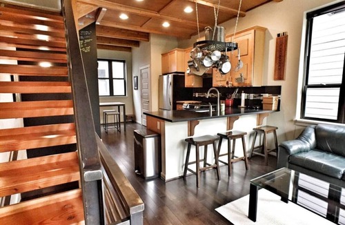 Green Lake House | Urban Green Lake Gem | Stadium Transit