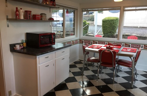 Ashland House | Vacation Home in Beautiful Ashland (Ashland, OR)