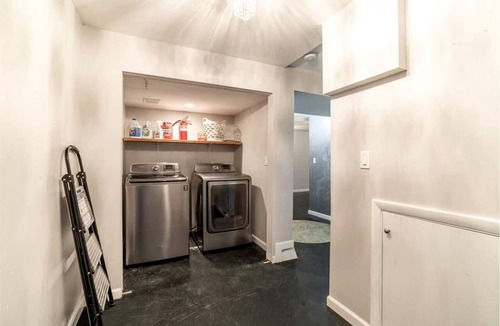 Post Falls House | Vacation Home with Private Court & Entertainment Space in Post Falls, Idaho