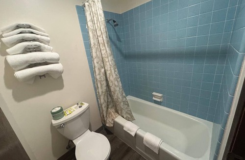 Walla Walla Hotel | Value Stay near US-12 | Pet Friendly | Free On-Site Parking, Pet-Friendly