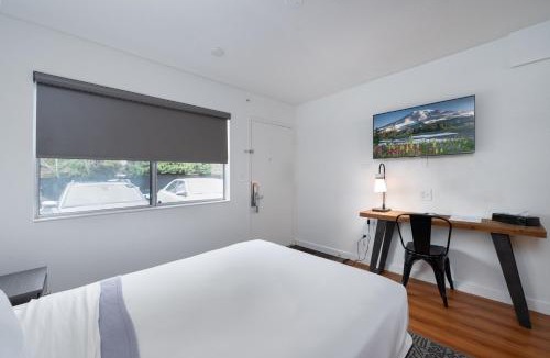 Centralia Hotel | Varsity West