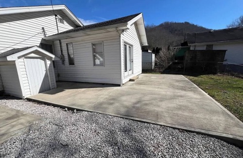 Sassafras House | Vicco Cottage Between Hazard and Whitesburg