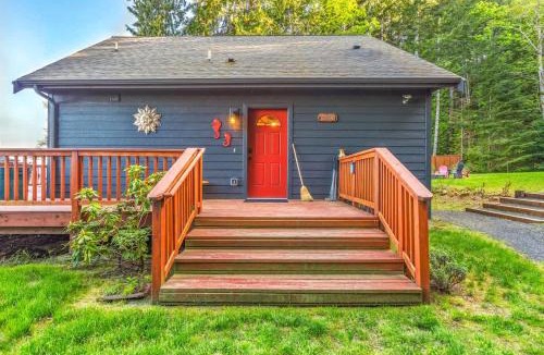 Brinnon House | Views of Hood Canal Mount Rainier & Wildlife