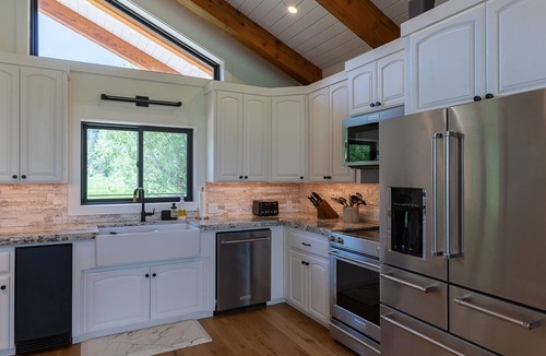 Alpine House | ViewTopia - On 35 Acres Salt River - Trail Riding