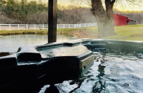 Lansing Cabin | Village Creek Lodge 7 BR w/Hot Tub & Pool