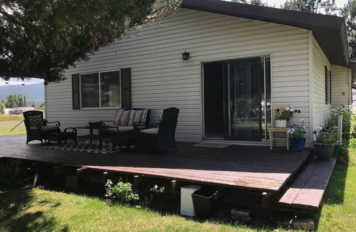 Palisades House | Village House at Valley Village