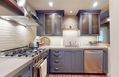 Sun Valley Condo | Villager Retreat | Condo in Sun Valley with a wood-burning fireplace
