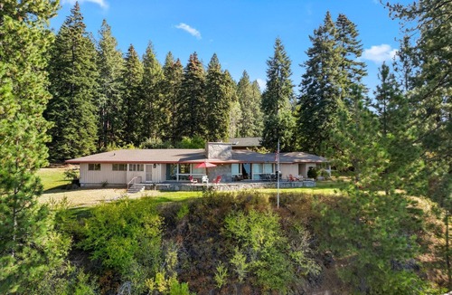 Hayden Lake House | Vintage Lake Retreat | Lakefront Home on Hayden Lake | Private Boat Dock & Beach