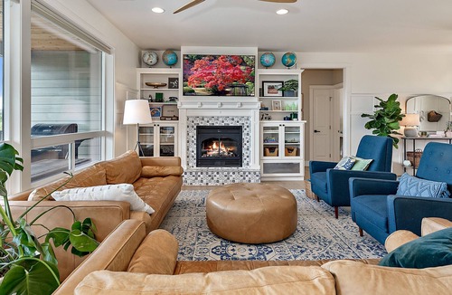 Medford House | Vista Pointe House-Family Friendly + Amazing Views