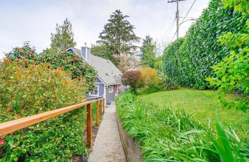 Retsil House | Walk to Beaches: Waterfront Home in Port Orchard!