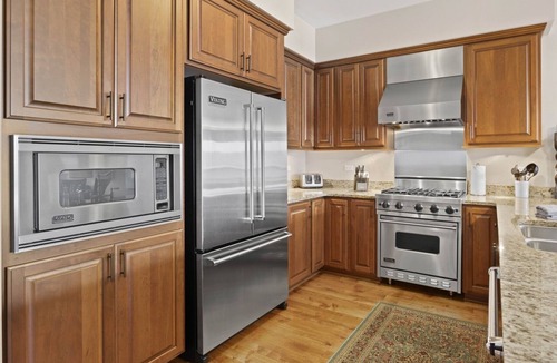 Sandpoint Condo | Walk to Downtown, Top Floor- Seasons at Sandpoint
