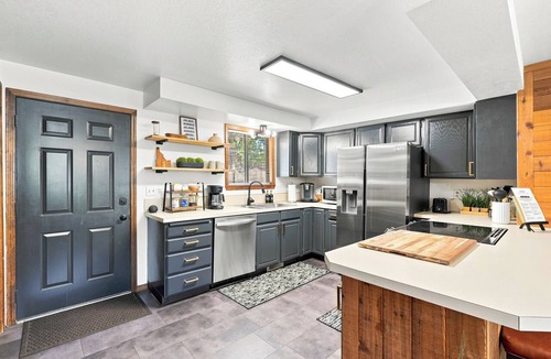 Cascade House | Walk to Lake Cascade/Golf | 5BR Fireplace Retreat