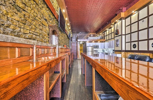 Lansing House | Walk to River: Unique Studio in Renovated Bar!