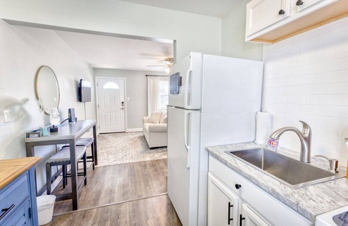 Biloxi Condo | Walk to the Beach | 2 Pools | Military Welcome!