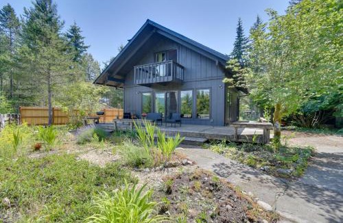 Hoodsport House | Walk to Water! Lake Kokanee Cabin w/Mtn Views