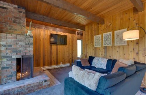 Hoodsport House | Walk to Water! Lake Kokanee Cabin w/Mtn Views