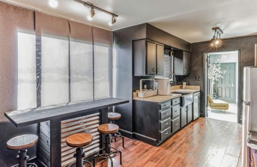 St. George Cottage | Walkable~ Bikes~ Firepits~ Petsok~ Bbq~ Dining