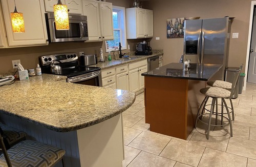 New Buffalo Cottage | ★Walking Distance To Marina, Downtown And New Buffalo Public Beach!