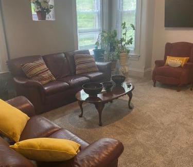 Walnut Hills House | Walnut Hills Studio/Private room