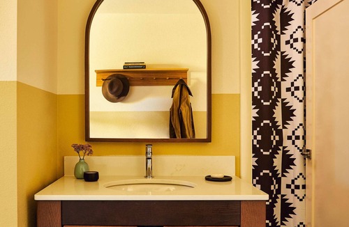 Bozeman Hotel | Wandering Buffalo