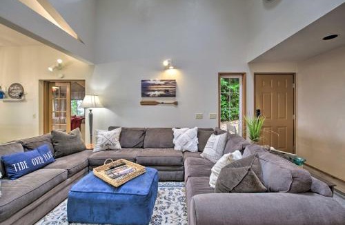 Warm Beach House | Warm Beach Hideaway with Private Beach!