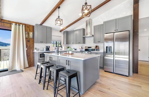 Twin Falls House | Warm Creek Bungalow, RIVER VIEWS