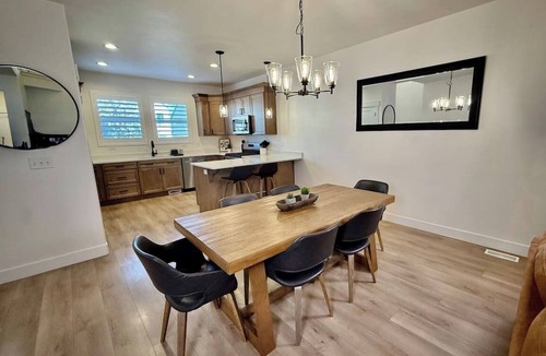 Salt Lake County House | Wasatch View Getaway | Theater & Spa Suite