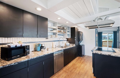 Silver Cay Cottage | Waterfront Beach Cottage