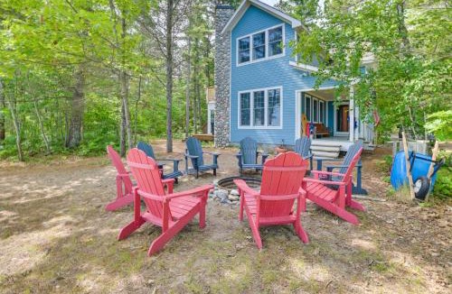 Cheboygan House | Waterfront Cheboygan Home w/Fire Pit