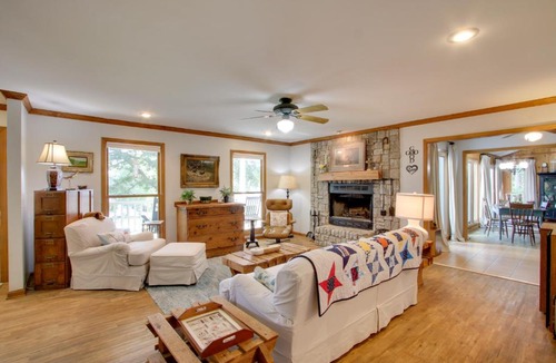 Killen House | Waterfront Home Near Wilson Lake w/Covered Porch!