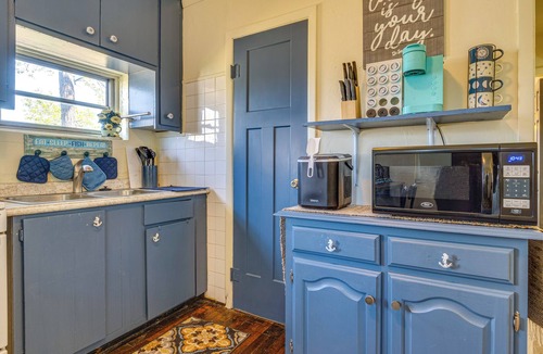 Monticello House | Waterfront Relaxation! Monticello Home w/Deck