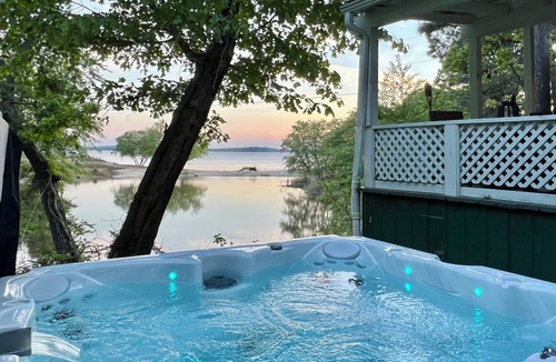 Eufaula House | Waterfront sandy beach home 3/3 w/Hot Tub firepit zipline private pond