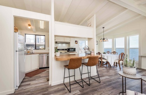 Sequim House | Waterfront, Strait of Juan de Fuca, Deck, Firepit