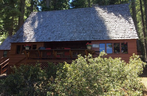 Klamath Falls Cabin | Waterfront West side Lake of the Woods, Or cabin for rent Aug 12-19