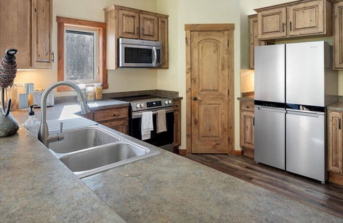 Missoula Apartment | * * *Waters Edge Lodge* * *